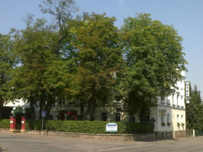 Гостиница Hotel Weiße Taube  Дёбельн